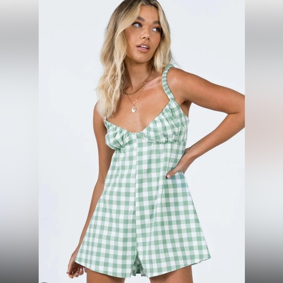 Princess Polly Dresses & Skirts - Princess Polly Gingham Women's Romper